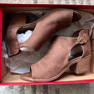 Carlos by Carlos Santana Della Booties